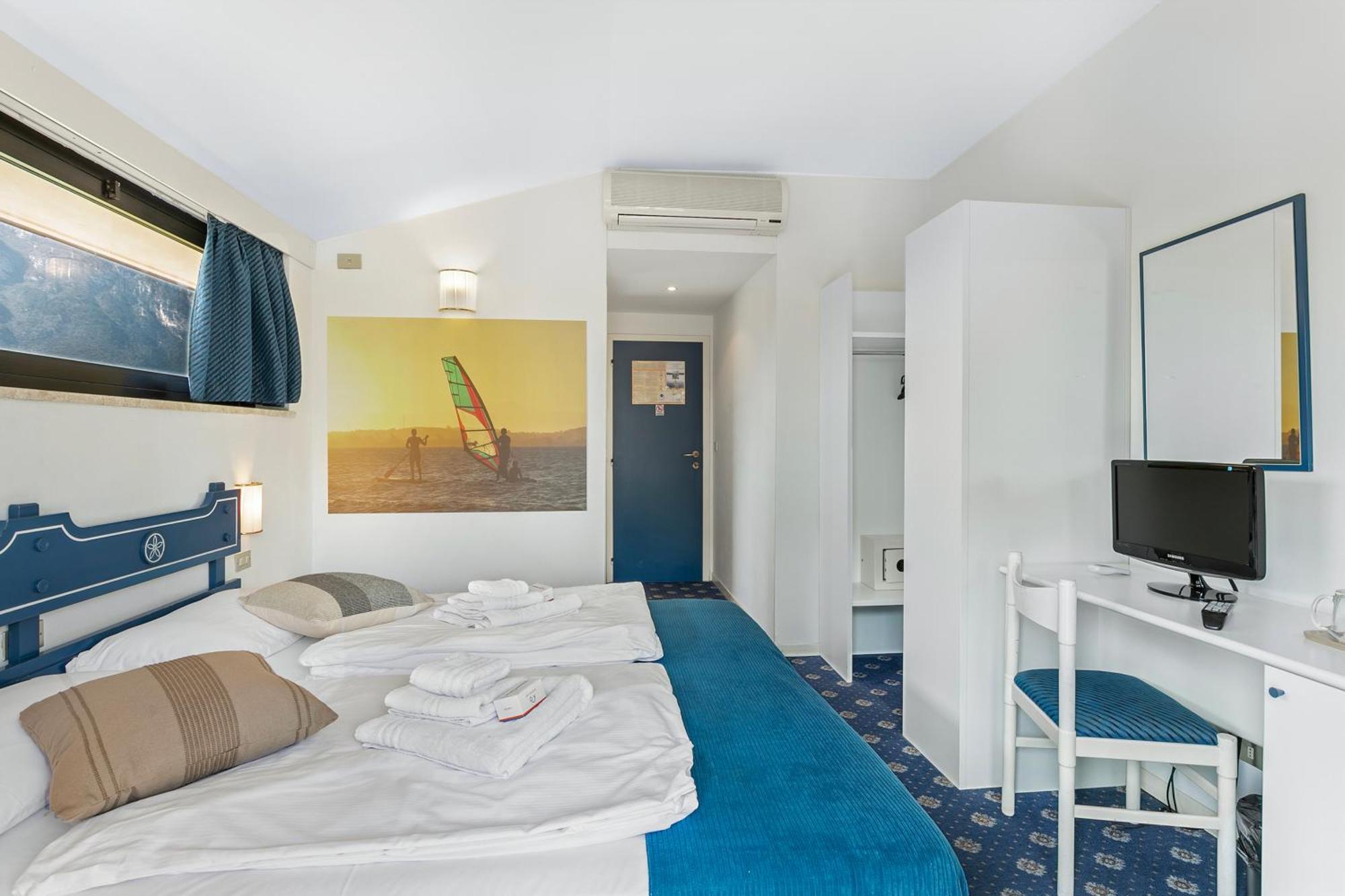 Bike & Wind Hotel Villa Maria トルボレ エクステリア 写真