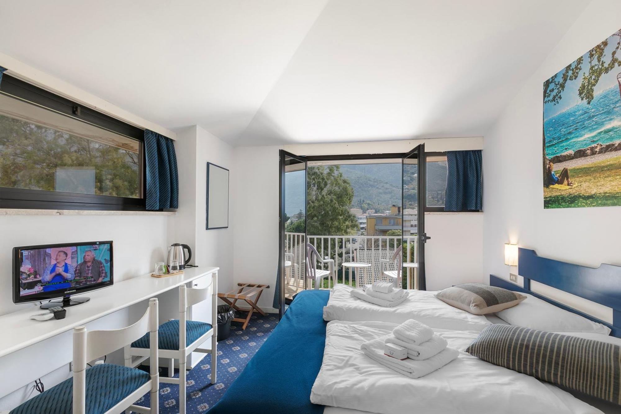 Bike & Wind Hotel Villa Maria トルボレ エクステリア 写真