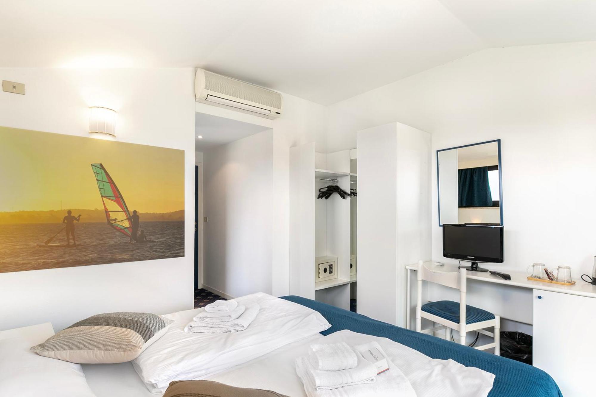 Bike & Wind Hotel Villa Maria トルボレ エクステリア 写真