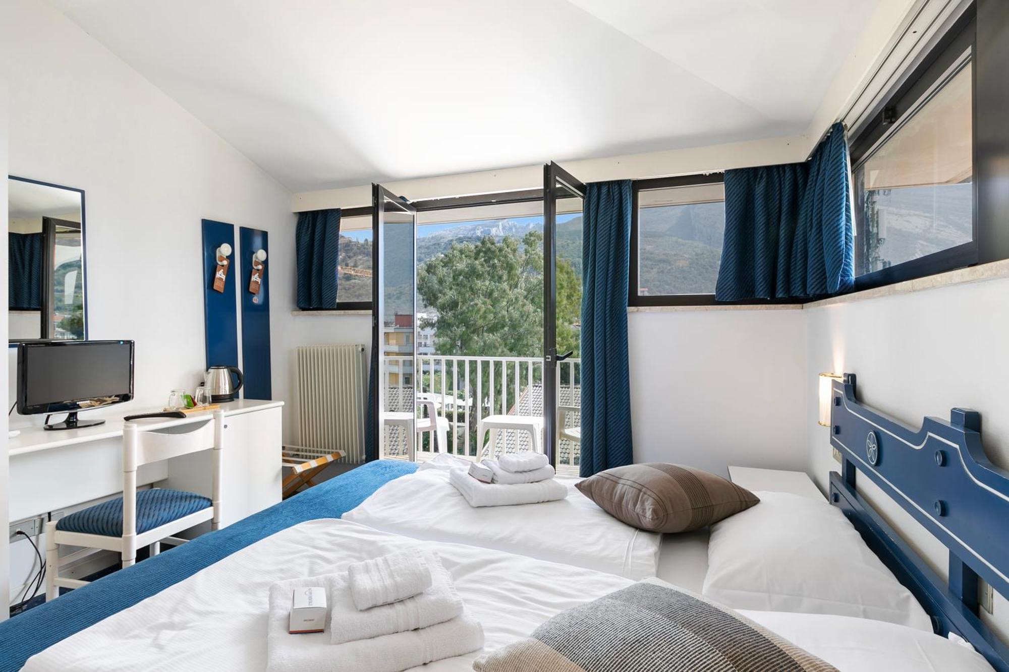 Bike & Wind Hotel Villa Maria トルボレ エクステリア 写真